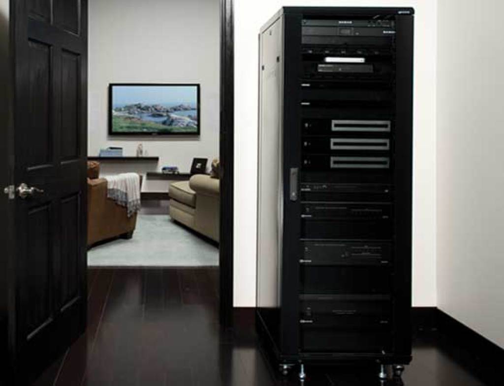 CFR2136B1 36U Component Series 70.5" Tall AV Rack