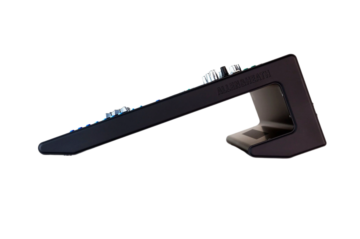 QU-16C 16 channel rack mount digital Compact 22in / 12out Digital Mixer