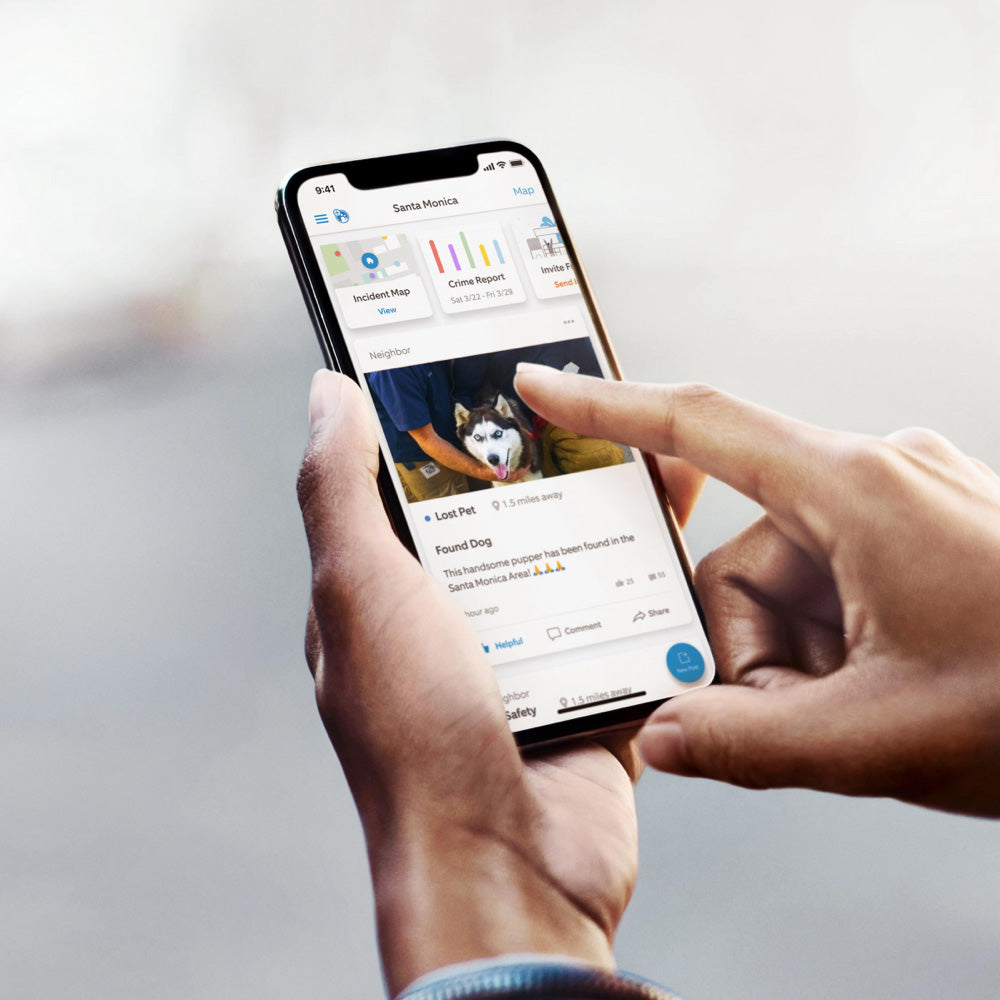 Indoor Camera Plug-In 2nd Generation w/Privacy Cover